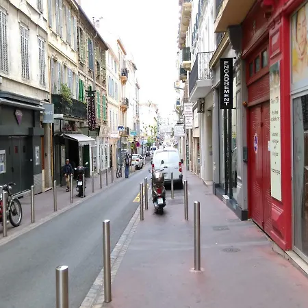 Apartment29 Apartamento *