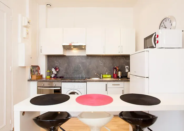 Apartment29 * Cannes